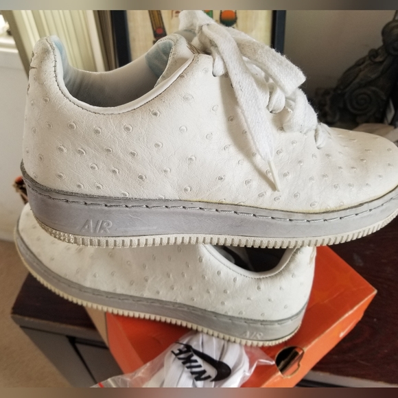 Nike Other - Rare vintage  Nike airforce 82 Supreme ostrich shoes mens 7